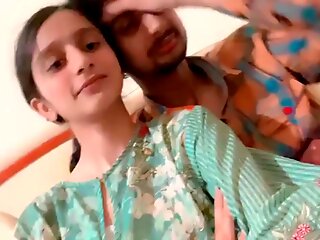 beeg indian girl passionate boyfriend licking