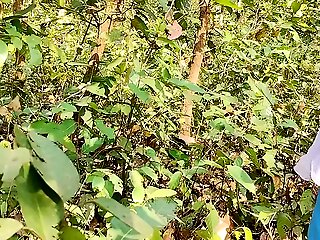 desi indian school girl ki jungle